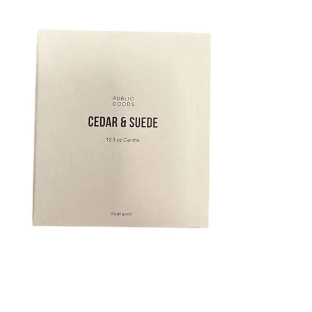 Public Goods Cedar & Suede Soy Candle 12.3oz with 3 wicks - Picture 5 of 6
